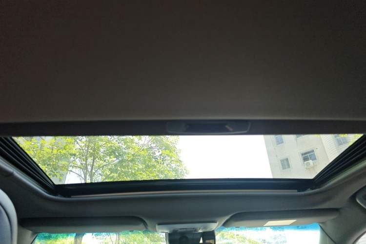 Used Toyota Avalon 2019 2.0L Luxury Edition China VI Standard Headliner