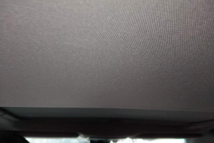 Used Toyota Avalon 2019 Dual-Engine 2.5L Luxury Edition China VI Standard Headliner