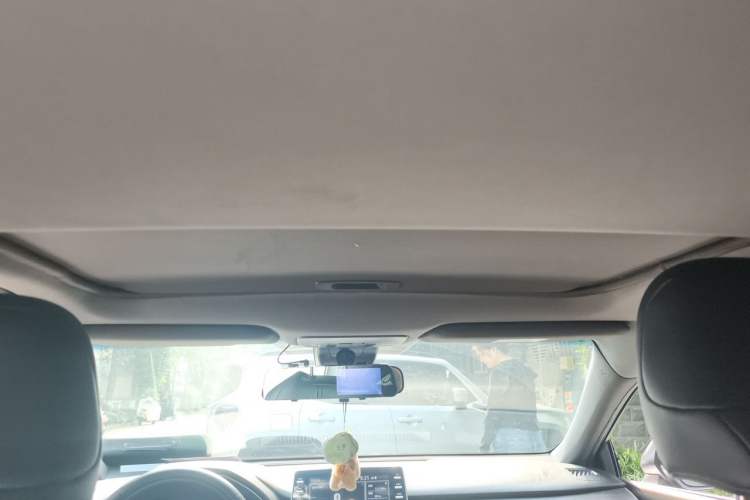 Used Toyota Avalon 2019 2.0L Luxury Edition China VI Standard Headliner