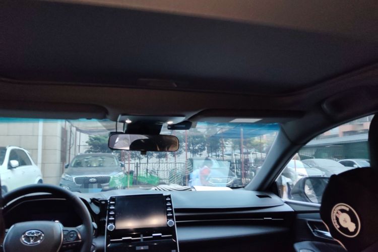 Used Toyota Avalon 2019 2.0L Ambition Edition China VI Headliner