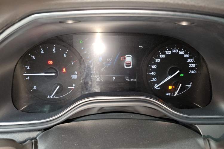 Used Toyota Avalon 2019 2.0L Ambition Edition China VI Instrument Cluster