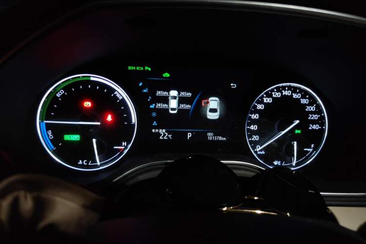 Used Toyota Avalon 2019 Dual-Engine 2.5L XLE Prestige Version China VI Standard Instrument Cluster
