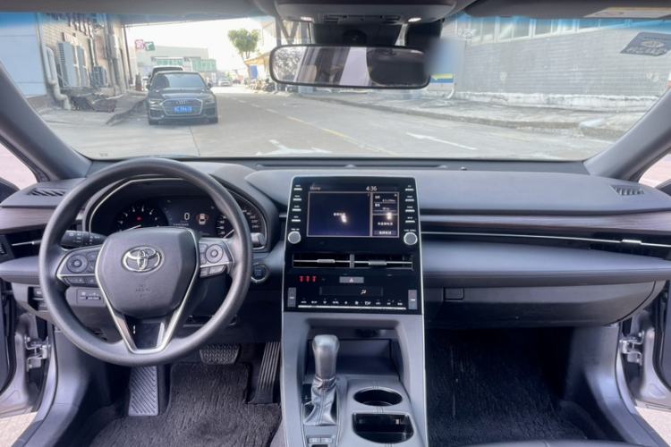 Used Toyota Avalon 2019 2.0L Ambition Edition China VI Interior 1