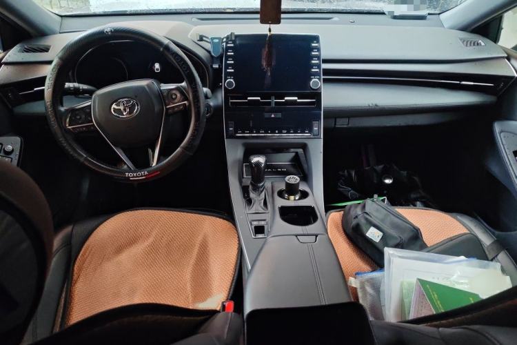 Used Toyota Avalon 2019 2.0L XLE Premium Edition China VI Interior 2
