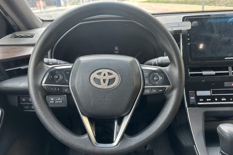 Used Toyota Avalon 2019 2.0L Ambition Edition China VI Interior 5