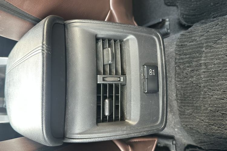 Used Toyota Avalon 2019 2.0L Ambition Edition China VI Interior 6
