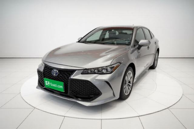 Ojetý Toyota Avalon 2019 Dual-Engine 2.5L Luxury Edition China VI Standard