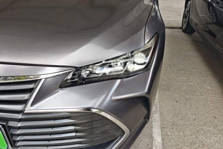 Used Toyota Avalon 2019 Dual-Engine 2.5L XLE Prestige Version China VI Standard Left Front Headlight