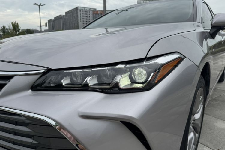 Used Toyota Avalon 2019 Dual-Engine 2.5L Luxury Edition China VI Standard Left Front Headlight