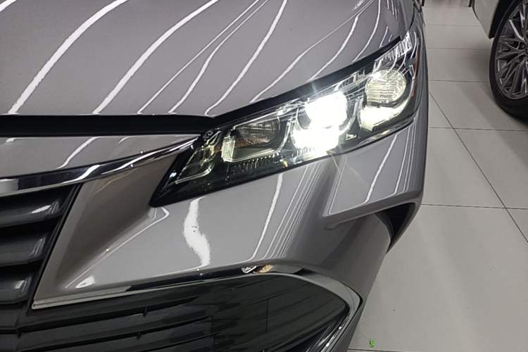 Used Toyota Avalon 2019 Dual-Engine 2.5L Luxury Edition China VI Standard Left Front Headlight