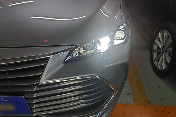 Used Toyota Avalon 2019 2.0L Luxury Edition China VI Standard Left Front Headlight