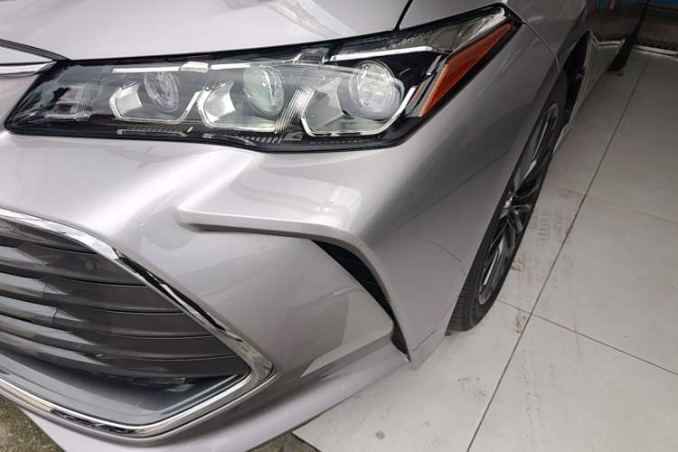 Used Toyota Avalon 2019 2.0L XLE Premium Edition China VI Left Front Headlight