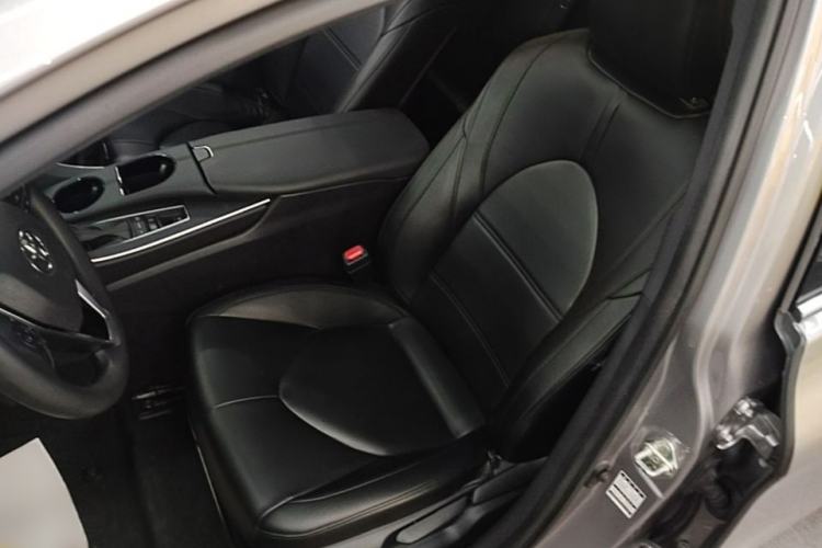 Used Toyota Avalon 2019 2.5L Ambition Version China VI Standard Left Front Seat