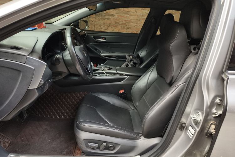 Used Toyota Avalon 2019 2.0L Luxury Edition China VI Standard Left Front Seat
