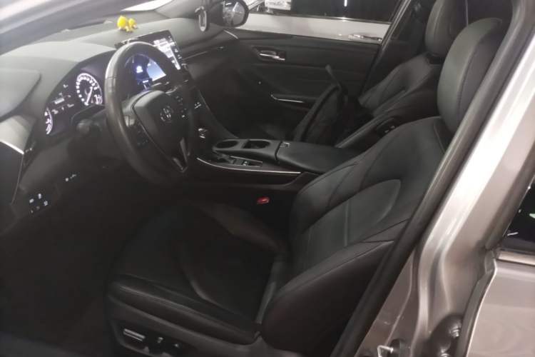 Used Toyota Avalon 2019 2.0L XLE Premium Edition China VI Left Front Seat