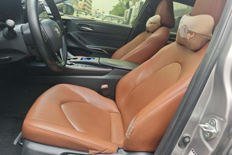 Used Toyota Avalon 2019 2.0L Ambition Edition China VI Left Front Seat
