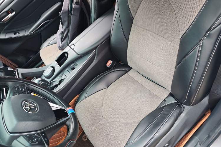 Used Toyota Avalon 2019 2.0L Luxury Edition China VI Standard Left Front Seat