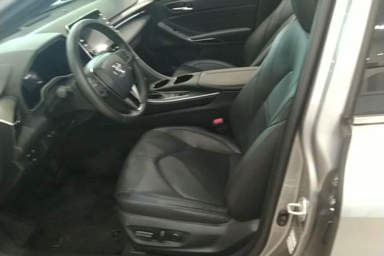 Used Toyota Avalon 2019 2.0L Luxury Edition China VI Standard Left Front Seat