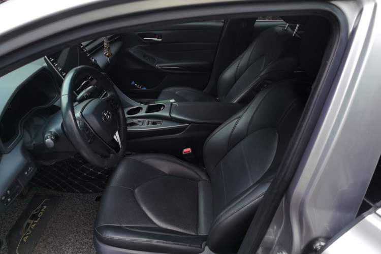 Used Toyota Avalon 2019 Dual-Engine 2.5L Luxury Edition China VI Standard Left Front Seat