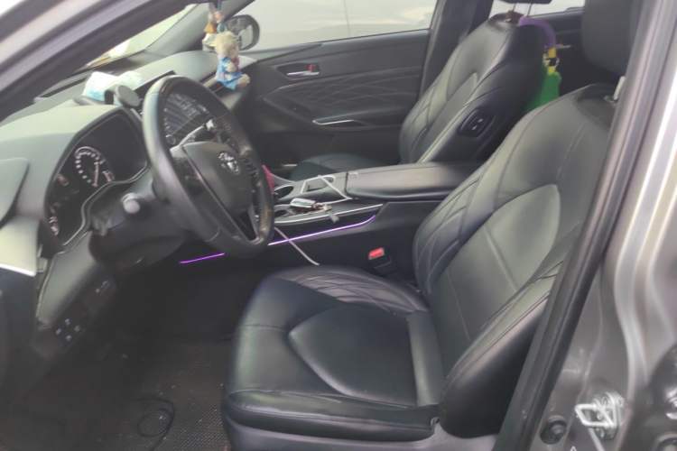 Used Toyota Avalon 2019 Dual-Engine 2.5L XLE Prestige Version China VI Standard Left Front Seat