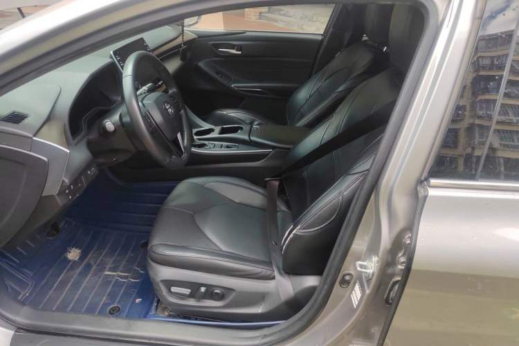 Used Toyota Avalon 2019 2.0L XLE Premium Edition China VI Left Front Seat