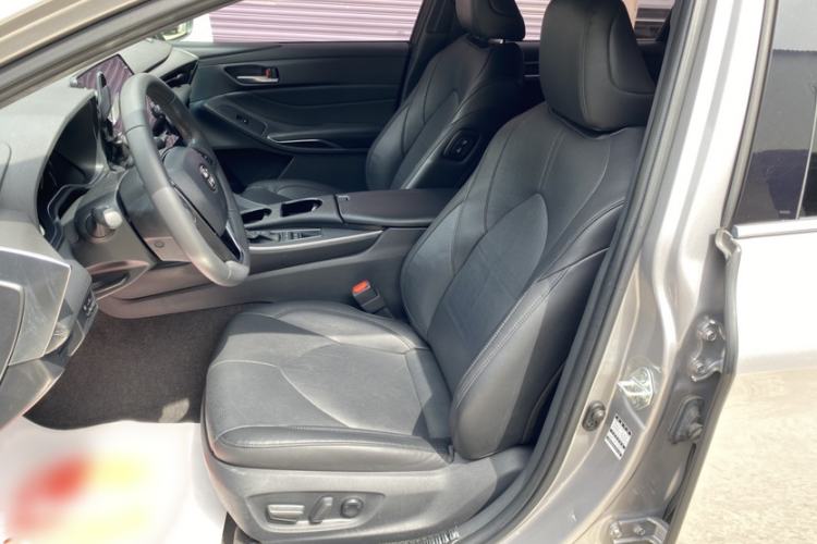 Used Toyota Avalon 2019 Dual-Engine 2.5L Luxury Edition China VI Standard Left Front Seat