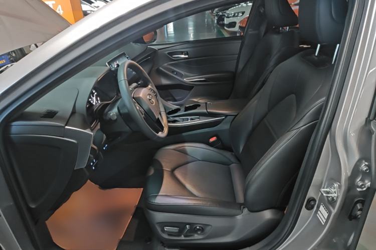 Used Toyota Avalon 2019 2.0L Luxury Edition China VI Standard Left Front Seat
