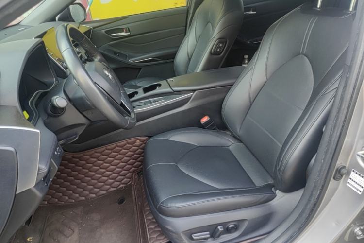 Used Toyota Avalon 2019 2.0L Luxury Edition China VI Standard Left Front Seat