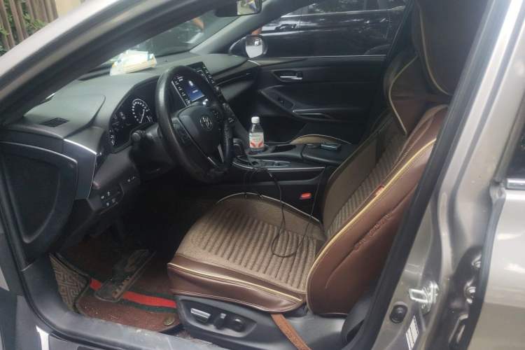 Used Toyota Avalon 2019 2.0L XLE Premium Edition China VI Left Front Seat