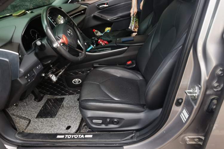 Used Toyota Avalon 2019 2.0L Luxury Edition China VI Standard Left Front Seat