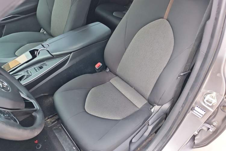 Used Toyota Avalon 2019 2.0L Ambition Edition China VI Left Front Seat