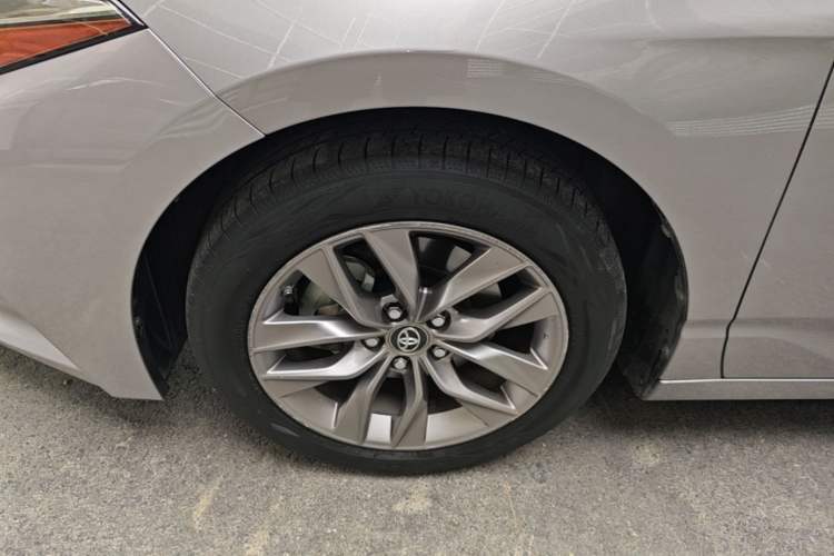 Used Toyota Avalon 2019 Dual-Engine 2.5L Luxury Edition China VI Standard Left Front Wheel Hub
