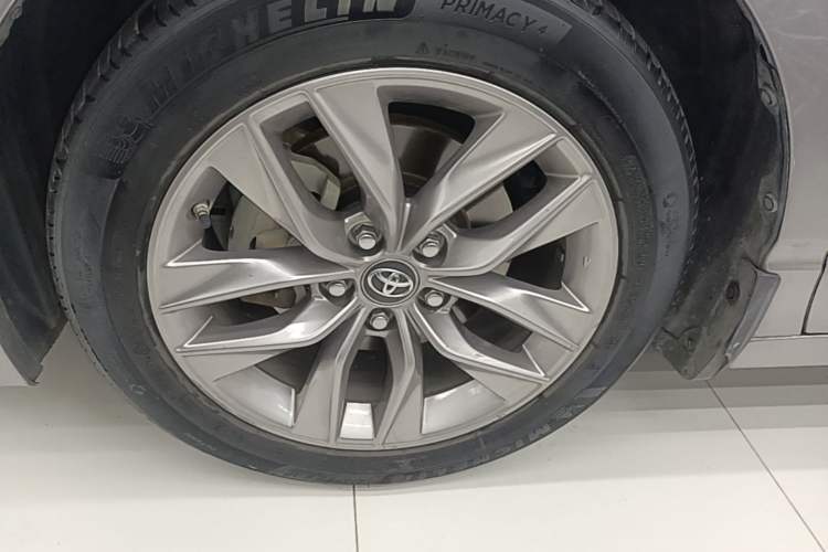 Used Toyota Avalon 2019 Dual-Engine 2.5L Luxury Edition China VI Standard Left Front Wheel Hub