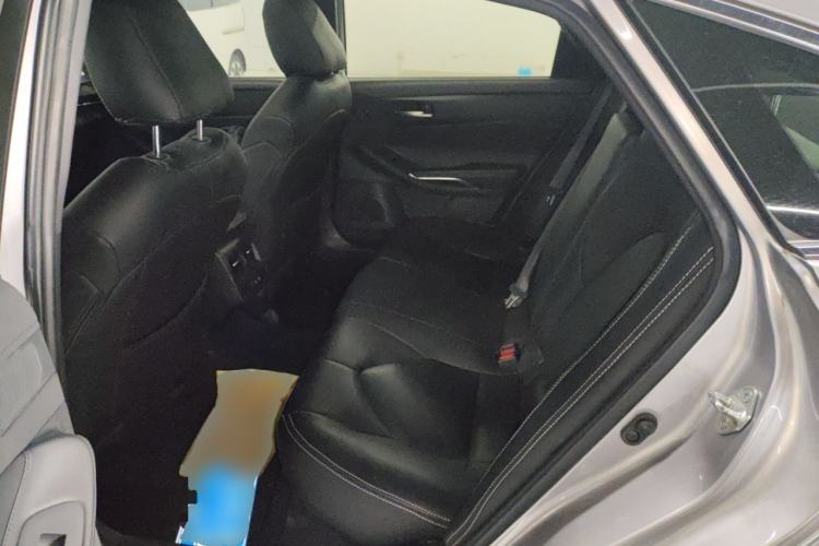 Used Toyota Avalon 2019 2.5L Ambition Version China VI Standard Left Rear Seat