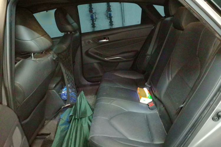 Used Toyota Avalon 2019 2.0L Luxury Edition China VI Standard Left Rear Seat