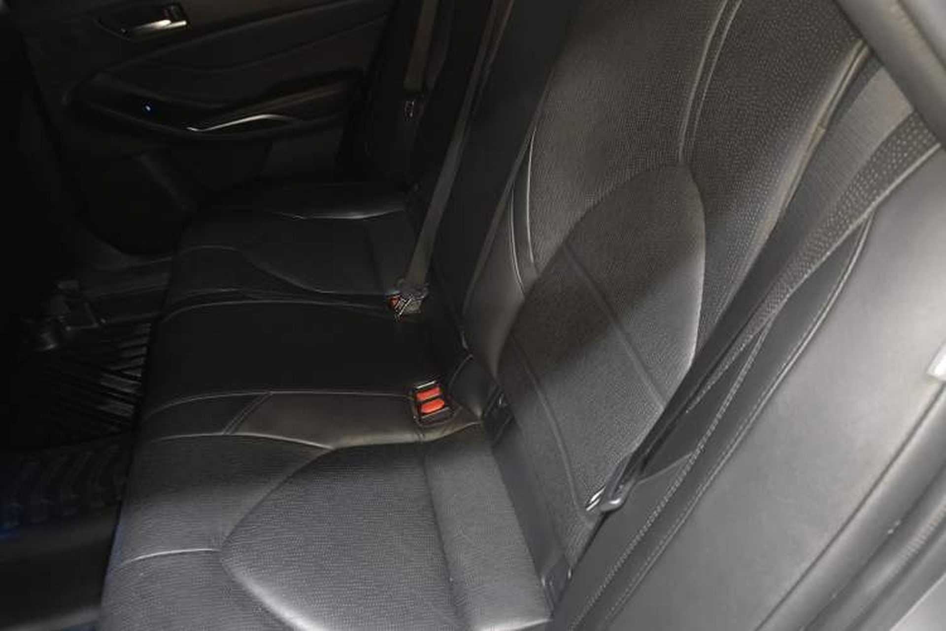 Used Toyota Avalon 2019 Dual-Engine 2.5L Luxury Edition China VI Standard Left Rear Seat