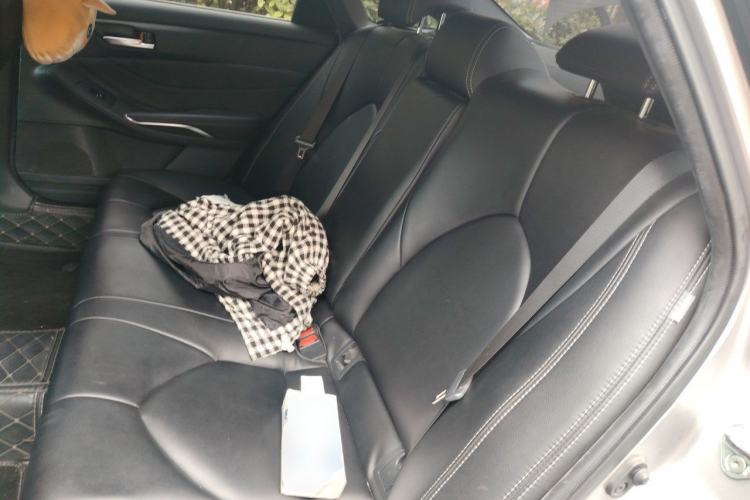 Used Toyota Avalon 2019 2.0L Ambition Edition China VI Left Rear Seat