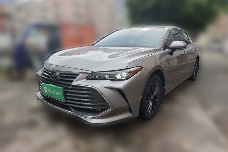 Used Toyota Avalon 2019 2.0L XLE Premium Edition China VI Guazi used car, China used car export, Used car for sale, Used cars, Cheapest cars for sale