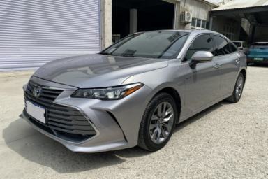 Used Toyota Avalon 2019 Dual-Engine 2.5L Luxury Edition China VI Standard