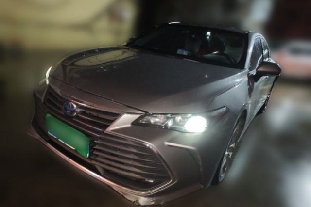 Used Toyota Avalon 2019 Dual-Engine 2.5L Luxury Edition China VI Standard