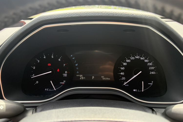 Used Toyota Avalon 2019 2.0L Luxury Edition China VI Standard Odometer Close Up