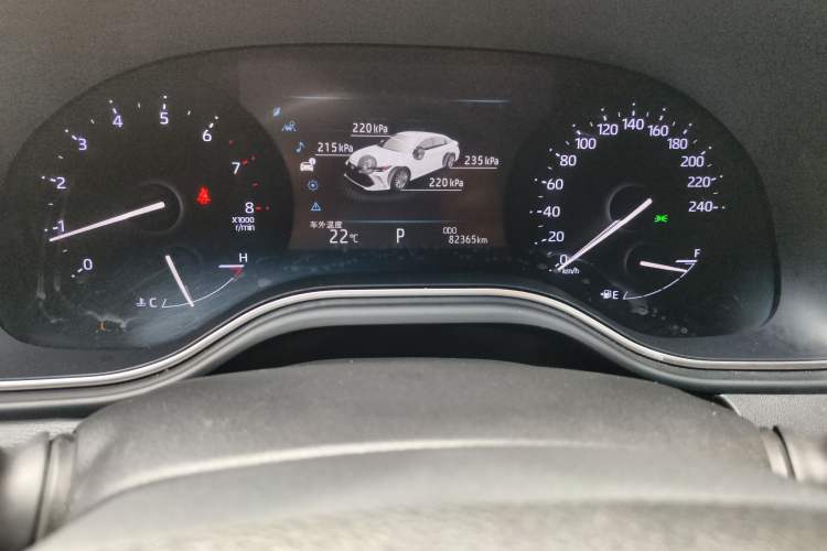 Used Toyota Avalon 2019 2.0L Luxury Edition China VI Standard Odometer Close Up