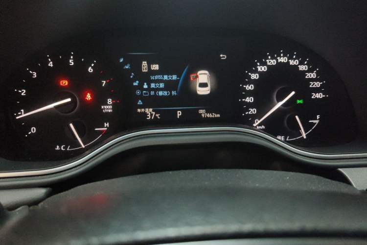 Used Toyota Avalon 2019 2.0L Luxury Edition China VI Standard Odometer Close Up