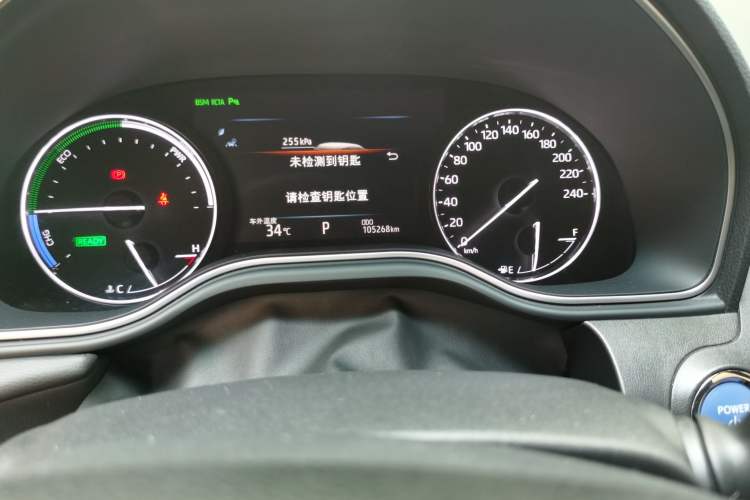 Used Toyota Avalon 2019 Dual-Engine 2.5L XLE Prestige Version China VI Standard Odometer Close Up