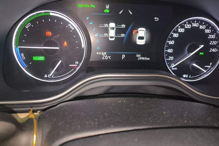 Used Toyota Avalon 2019 Dual-Engine 2.5L XLE Prestige Version China VI Standard Odometer Close Up