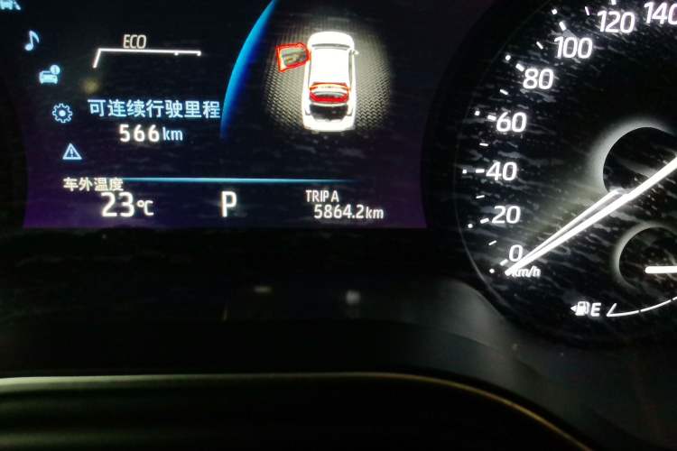 Used Toyota Avalon 2019 2.0L Luxury Edition China VI Standard Odometer Close Up