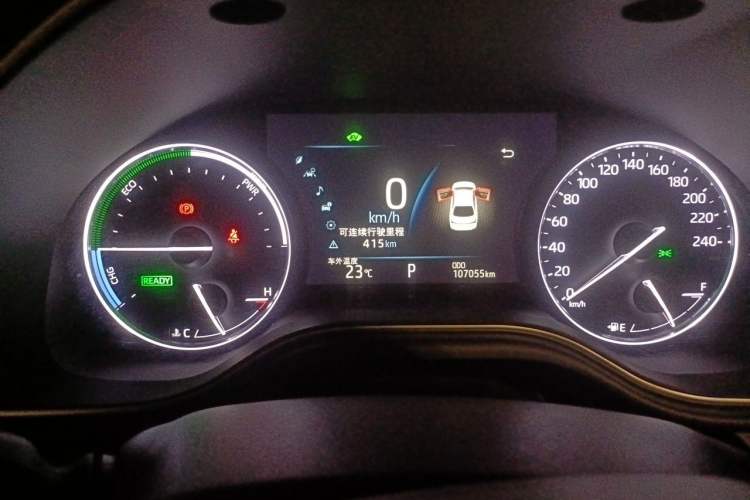 Used Toyota Avalon 2019 Dual-Engine 2.5L Luxury Edition China VI Standard Odometer Close Up