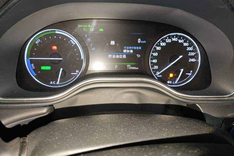 Used Toyota Avalon 2019 Dual-Engine 2.5L XLE Prestige Version China VI Standard Odometer Close Up