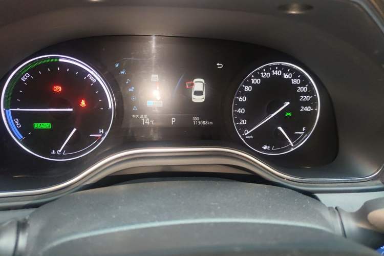 Used Toyota Avalon 2019 Dual-Engine 2.5L Luxury Edition China VI Standard Odometer Close Up