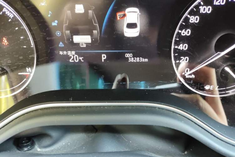 Used Toyota Avalon 2019 Dual-Engine 2.5L Luxury Edition China VI Standard Odometer Close Up